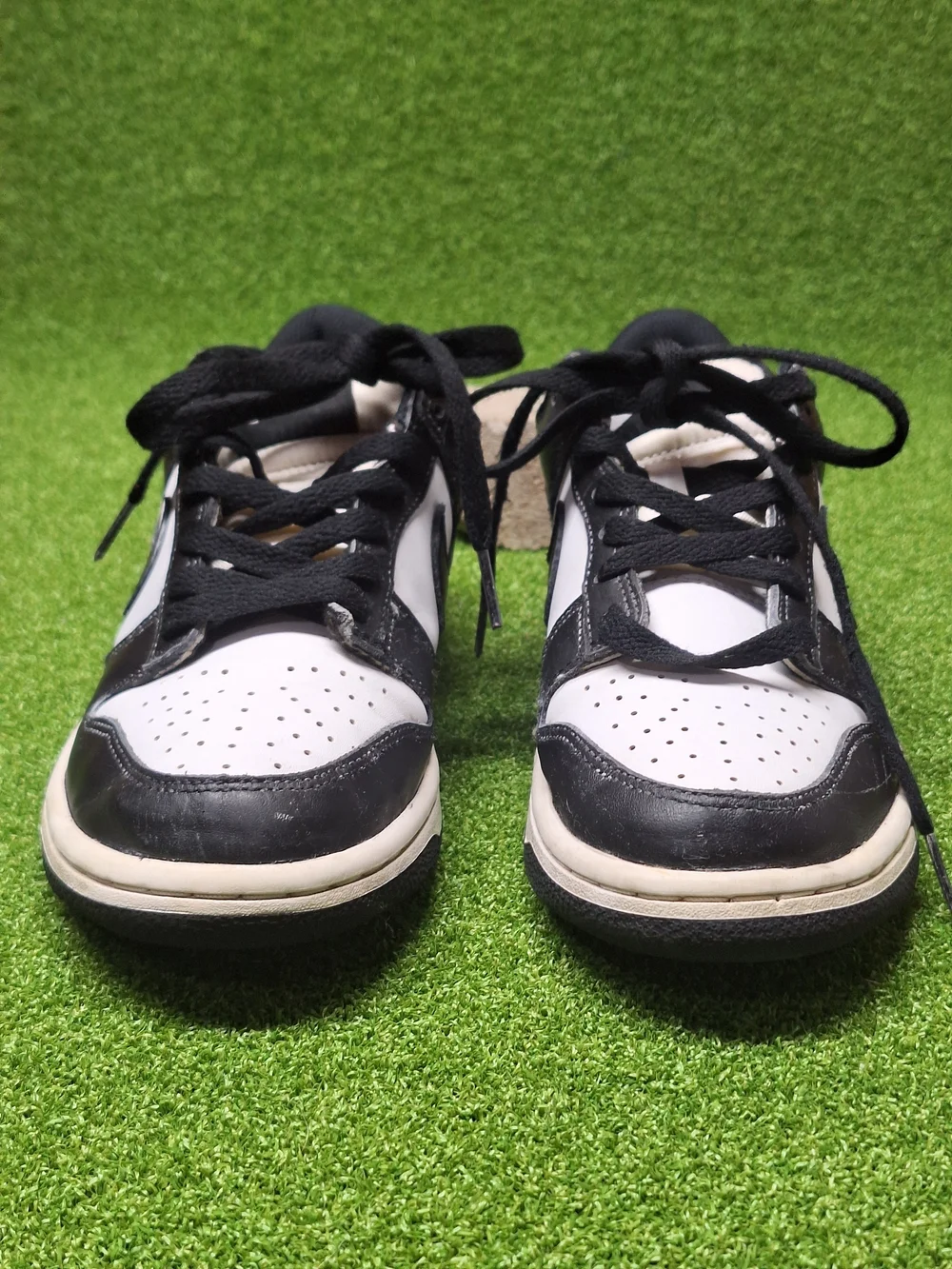 Nike light scuff